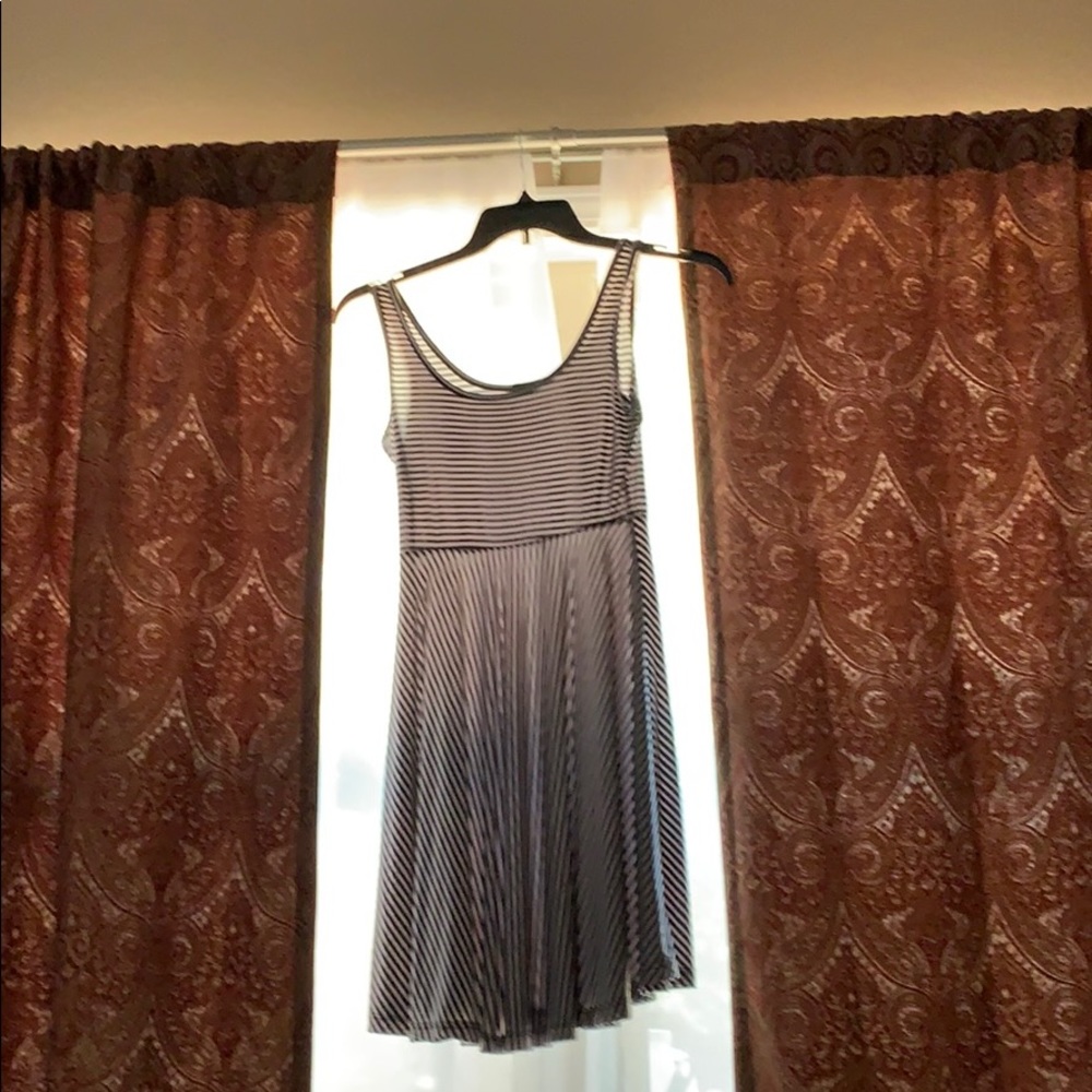 Flows dress